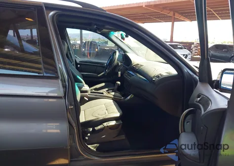 2003 BMW X5 3.0I z USA, uszkodzony, nr VIN 5UXFA53563LV99564